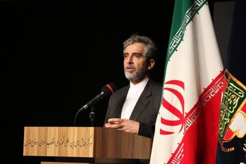 المساعد السياسي لوزارة الخارجية الايرانية يزور سلطنة عمان
