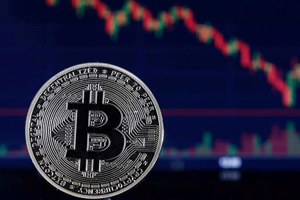 چرا ارز دیجیتال سقوط کرد؟