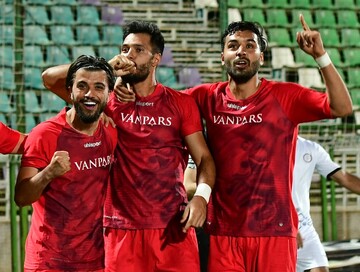 آقای "گلنزن" در یک قدمی لیگ برتر! آقای "گلنزن" در یک قدمی لیگ برتر!