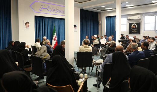 دیدار اصحاب رسانه با امام جمعه قزوین