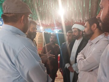 بازدید معاون سیاسی اجتماعی استانداری و مدیرکل فرهنگ و ارشاد اسلامی خوزستان از پشت صحنه فیلم ماهیان سرخ
