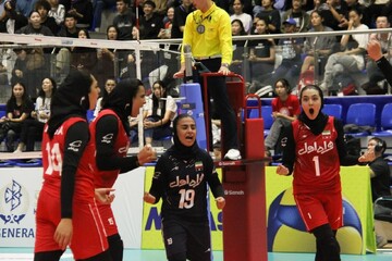 إيران تفوز على كازاخستان في بطولة آسيا لكرة الطائرة للسيدات