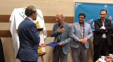 آیین رونمایی از دو کتاب «ناله ی بی‌فریاد» و «راه روشن» برگزار شد