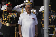 ببینید | لحظه فرار رییس جمهور سریلانکا با یک کشتی جنگی