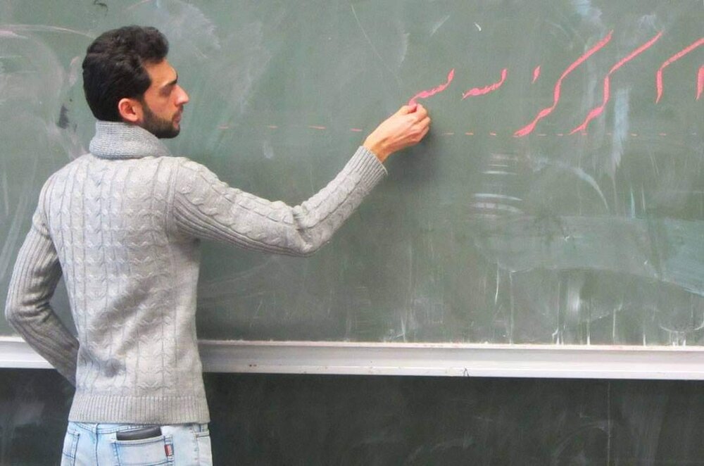 آموزش خوشنویسی فارسی به دانشجویان آلمانی