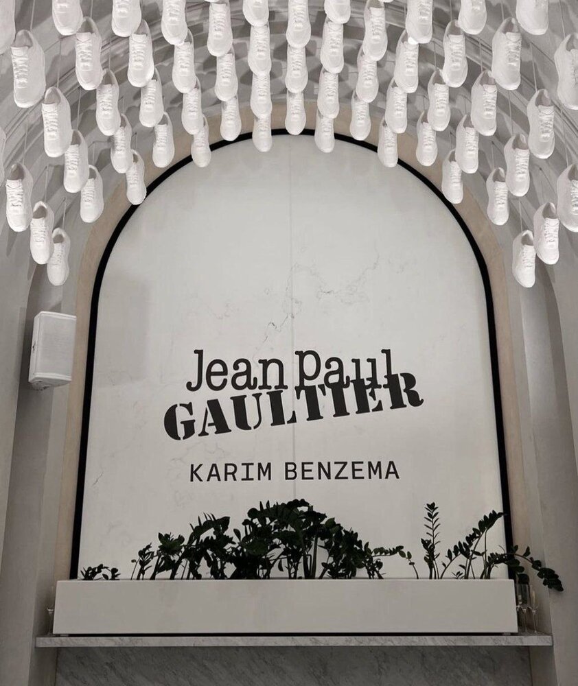 رونمایی برنده بعدی توپ طلا از تجارت جدیدش/عکس