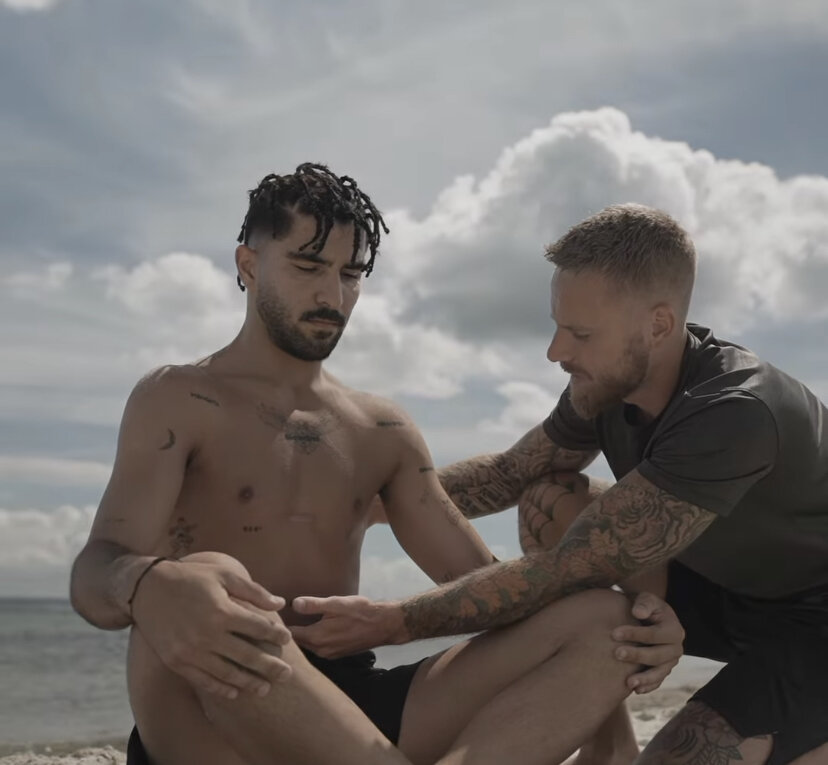 رونمایی از مدل موی عجیب بچهعقاب/عکس