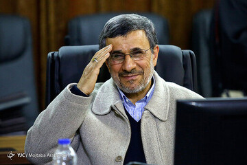 شاگرد دردسرساز جلوی چشم می ماند؟ / زمزمه حذف احمدی‌نژاد از مجمع تشخیص  