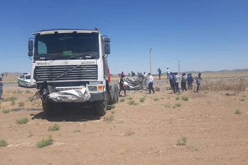 تصاویر | تصادف پراید و تریلی در جاده خوشابِ خراسان رضوی