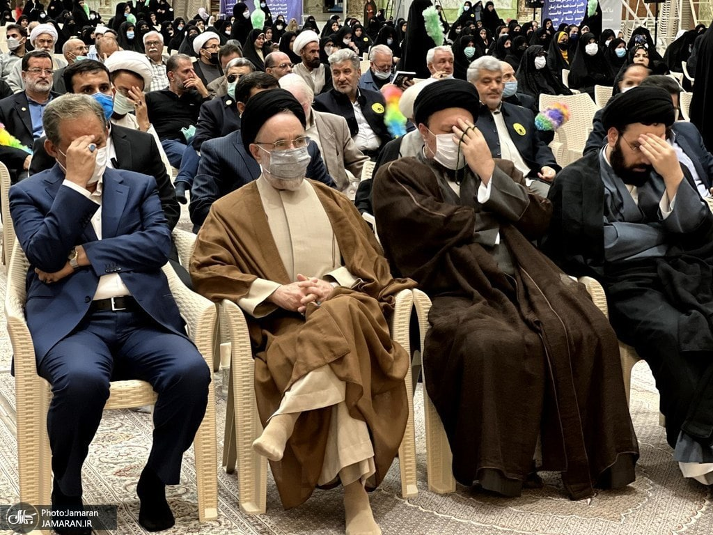 مراسم چهلم دعایی / روحانی ، سید حسن خمینی و جهانگیری در یک قاب + عکس ها
