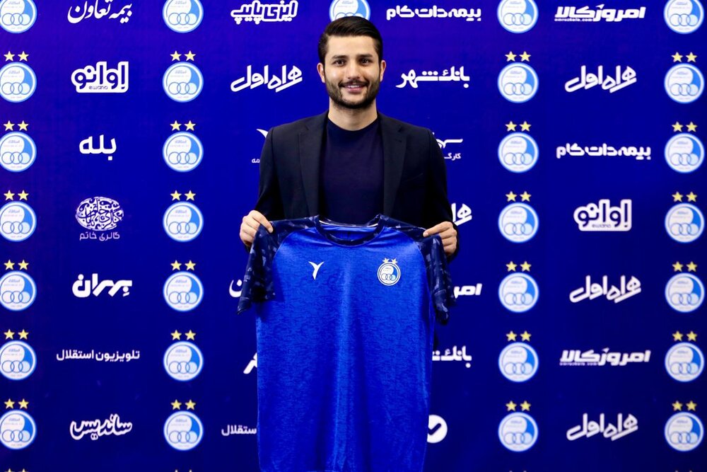 ملیپوش استقلالیها تمدید کرد/عکس