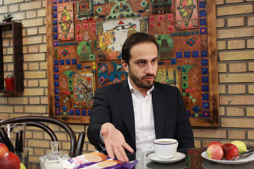 الحسینی: یا رییس سازمان مالیات عذرخواهی کند یا خاندوزی سریعا او را برکنار کند الحسینی: یا رییس سازمان مالیات عذرخواهی کند یا خاندوزی سریعا او را برکنار کند