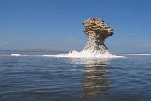 «دریاچه ارومیه در بی‌آبی می‌سوزد»؛ آیا پروژه احیا شکست خورده است؟