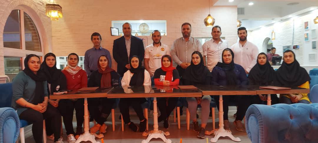 اینجا هستیم تا پرچم ایران را بالا ببریم