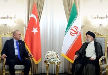 محادثات مكثفة تجري بين رئيسي واردوغان في طهران