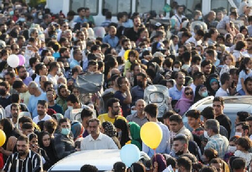 انتقاد از برگزاری جشن ۱۰کیلومتری در روز عیدغدیر/ برای یک کار مستحب، رفتارهای حرام صورت گرفت 