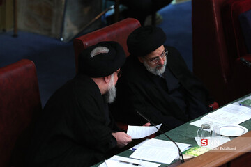 صدای سخنگوی مجلس خبرگان هم درآمد / احمد خاتمی : مسئولان به مردم بگویند ، مذاکرات در چه مرحله‌ای است؟