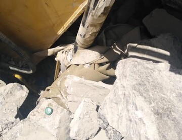 دومین روز عملیات نجات کارگران معدن ریزش کرده در کرمان