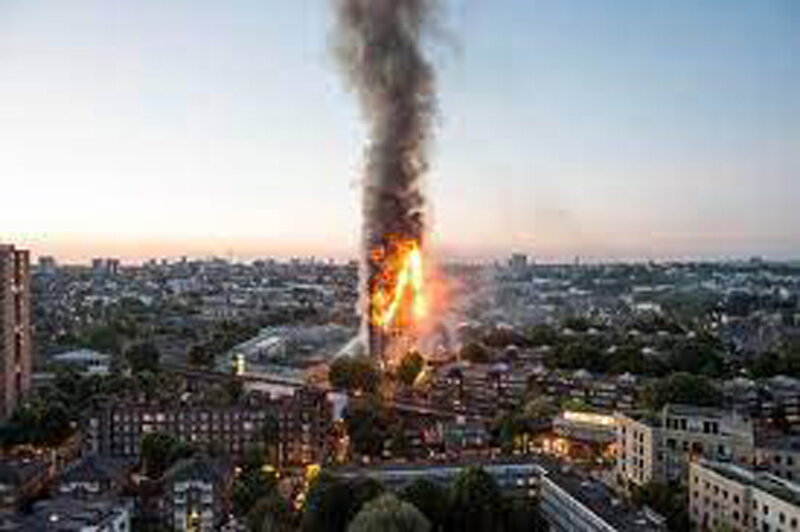 ببینید | آتش‌سوزی گسترده در لندن!