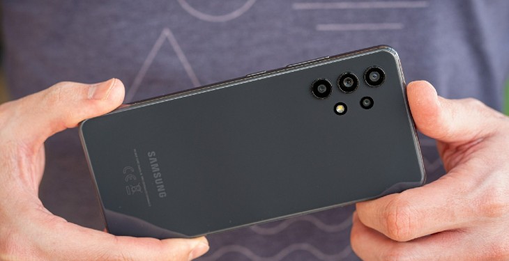 معرفی 6 مدل گوشی میانرده با باتری قدرتمند