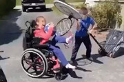 ببینید | حرکت پراحساس یک پسربچه برای کمک به خواهر معلولش در بسکتبال