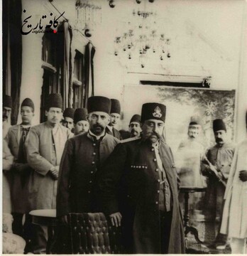 شاه علیل و مریض را با زحمت آوردند/. مظفرالدین شاه در مراسم گشایش اولین جلسه مجلس شورای ملی + عکس