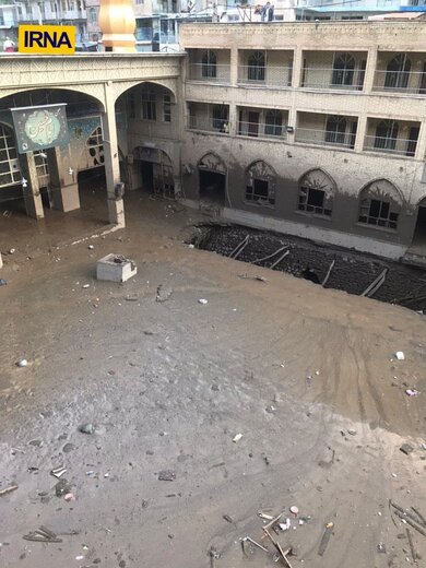 تصاویر دیگری از خسارات رانش زمین و سیلاب در منطقه امامزاده داود