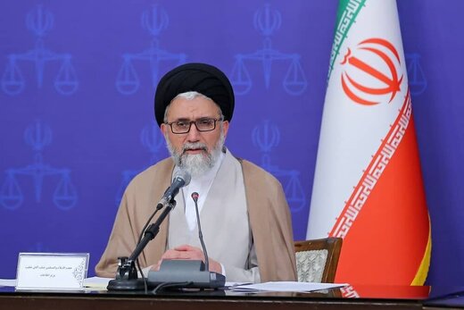 حمله وزیر اطلاعات به ملاقات مکرون با مسیح علی نژاد:رئیس جمهور فرانسه حرفهای یک زن معتاد متجاهر آلوده خیابانی را تکرار کرد حمله وزیر اطلاعات به ملاقات مکرون با مسیح علی نژاد:رئیس جمهور فرانسه حرفهای یک زن معتاد متجاهر آلوده خیابانی را تکرار کرد