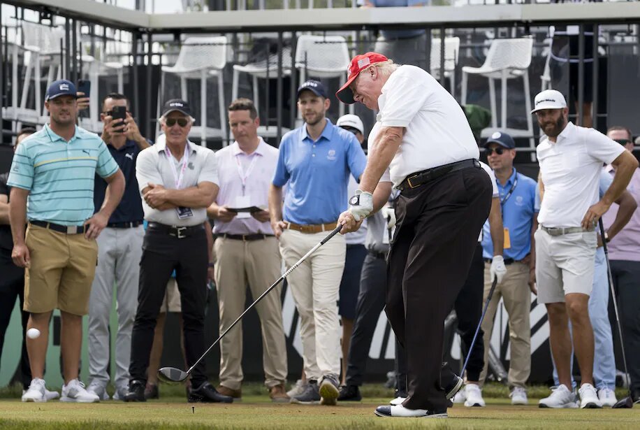 مچاندازی ترامپ با بهترینهای گلف جهان/عکس