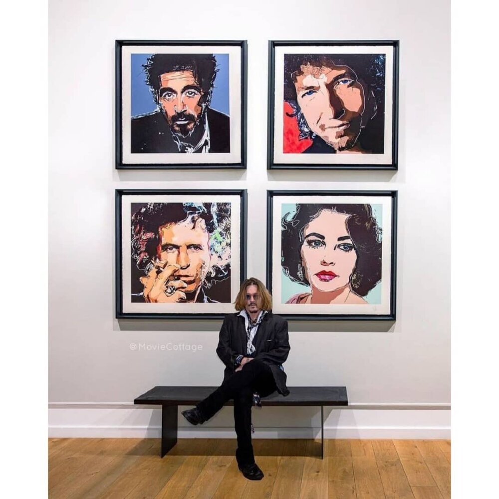 جانی دپ نقاشی‌هایش را ۱۱۵ میلیارد تومان فروخت/ عکس