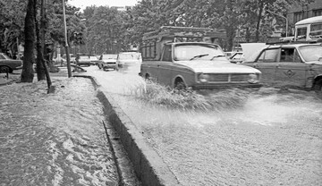 عکس‌های نوستالژیک سیل تهران در دهه 60