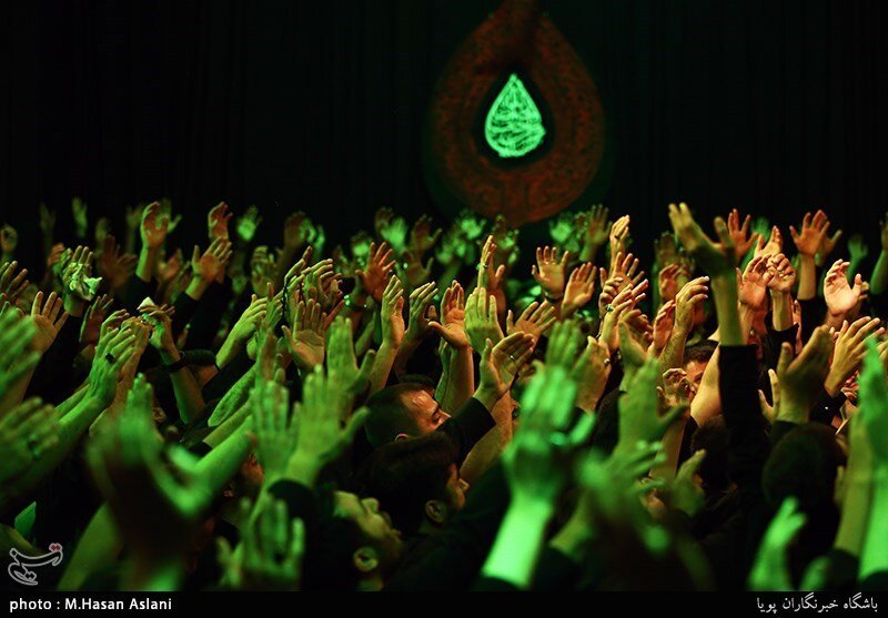 اسپری فلفل بود اسیدپاشی؟ / پلیس امنیت در جستجو اختلالگران مراسم عزاداری