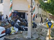 تخلیه زباله توسط شهرداری یاسوج جلوی تامین اجتماعی