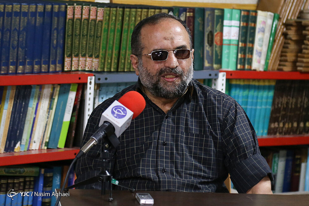 فعال سیاسی اصولگرا : همتی باید محاکمه شود / اژه‌ای باید او را به دادگاه بیاورد
