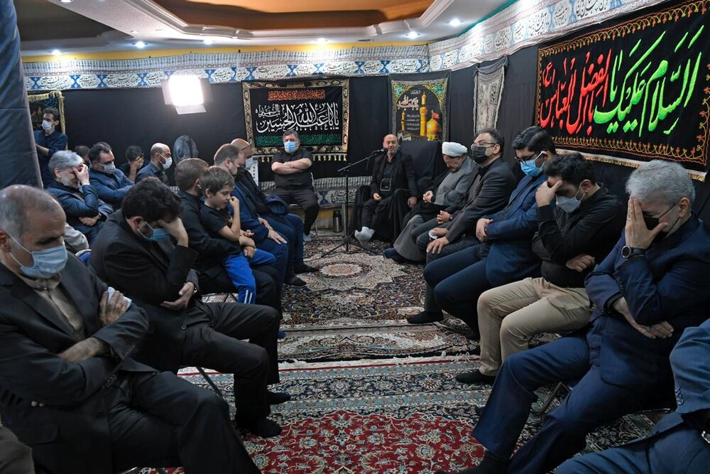 برگزاری دومین روز مراسم عزاداری سالار شهیدان در دفتر روحانی + عکس ها