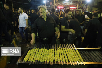 آیین سنتی سینی گردانی حضرت قاسم (ع)