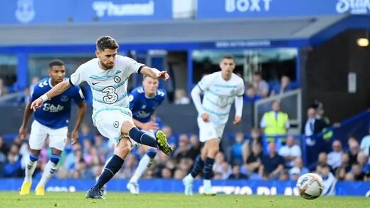 اورتون نخستین قربانی آبیهای لندن اورتون نخستین قربانی آبیهای لندن