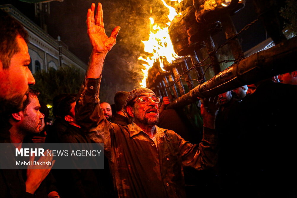 آیین مشعل گردانی نجفی‌های مقیم قم