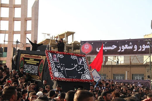 ببینید | مراسم پرشور یوم‌العباس در حسینیه اعظم زنجان