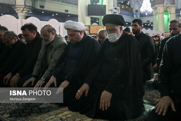 حضور رئیسی در نماز ظهر عاشورای حرم شاه عبدالعظیم الحسنی + عکس ها