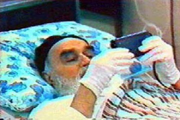 واکنش وزارت اطلاعات به ادعای وجود پرونده «ترور بیولوژیک» و شهید شدن امام خمینی(ره)
 واکنش وزارت اطلاعات به ادعای وجود پرونده «ترور بیولوژیک» و شهید شدن امام خمینی(ره)