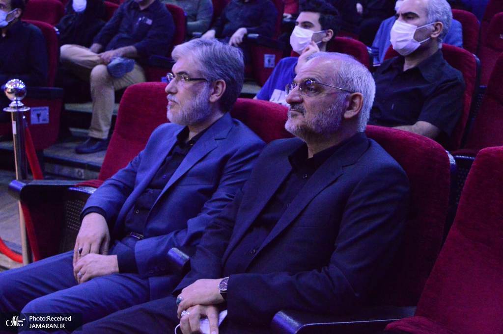 استاد فلسفه دین : معنای امر به معروف و نهی از منکر ، خشونت، قلدری و تحقیر نیست