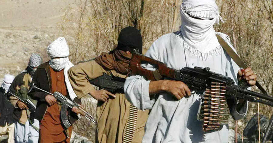 وزیر کشور: تاکنون، پنج تا شش مورد تیراندازی از سوی مرزبانان طالبان داشتیم / آنان توجیه نیستند / این مسائل باید به نرمی حل شود 2
