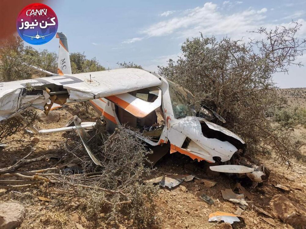 تصویری از هواپیمایی که صبح امروز در استان فارس سقوط کرد