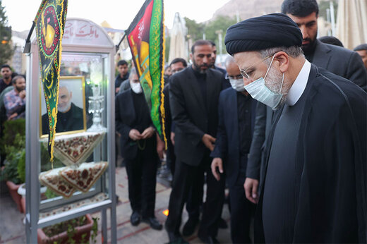 ببینید | تصاویری از لحظه ورود رئیس‌جمهور به گلزار شهدای کرمان