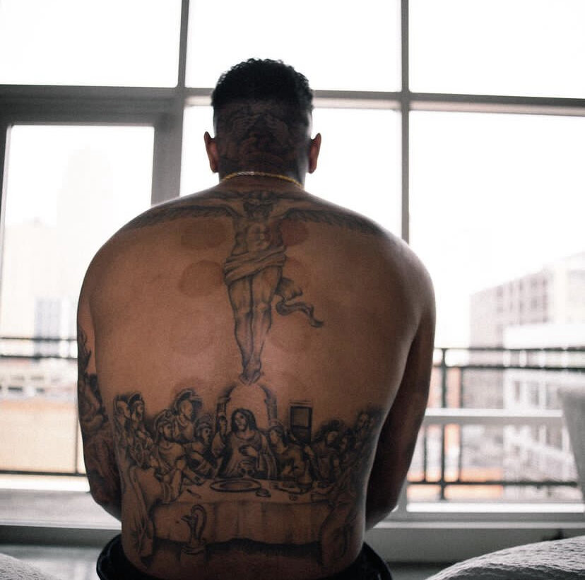 خالکوبی یک شاهکار تاریخی روی بدن ستاره جدید پرسپولیس/عکس