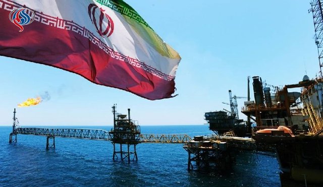 عقب‌نشینی اتاق تهران از ادعای افت صادرات نفت ایران با دو گاف بزرگ/ پروژه چین‌هراسی چگونه کلید خورد؟