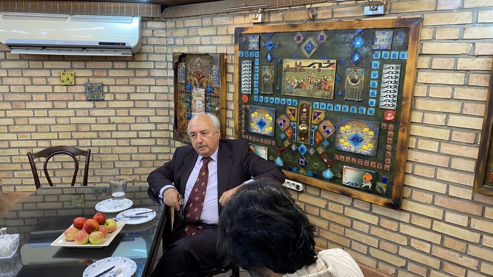 مجلسی: مخالفان شفافیت همان مخالفان گفتگو هستند/ آنهایی که به گفتگو احساس نیاز نمیکنند ماندگار نیستند