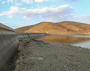 قطعی بیش از ۱۲ ساعته آب در شهر همدان!