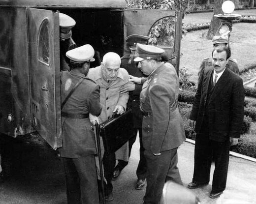 مصدق، تاوان تلاش برای برگزاری انتخابات آزاد را داد